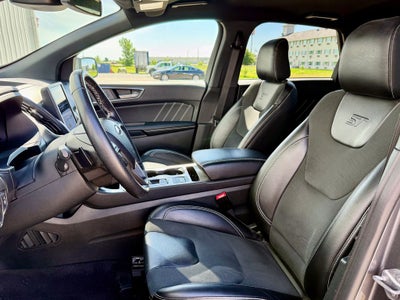 2022 Ford Edge ST