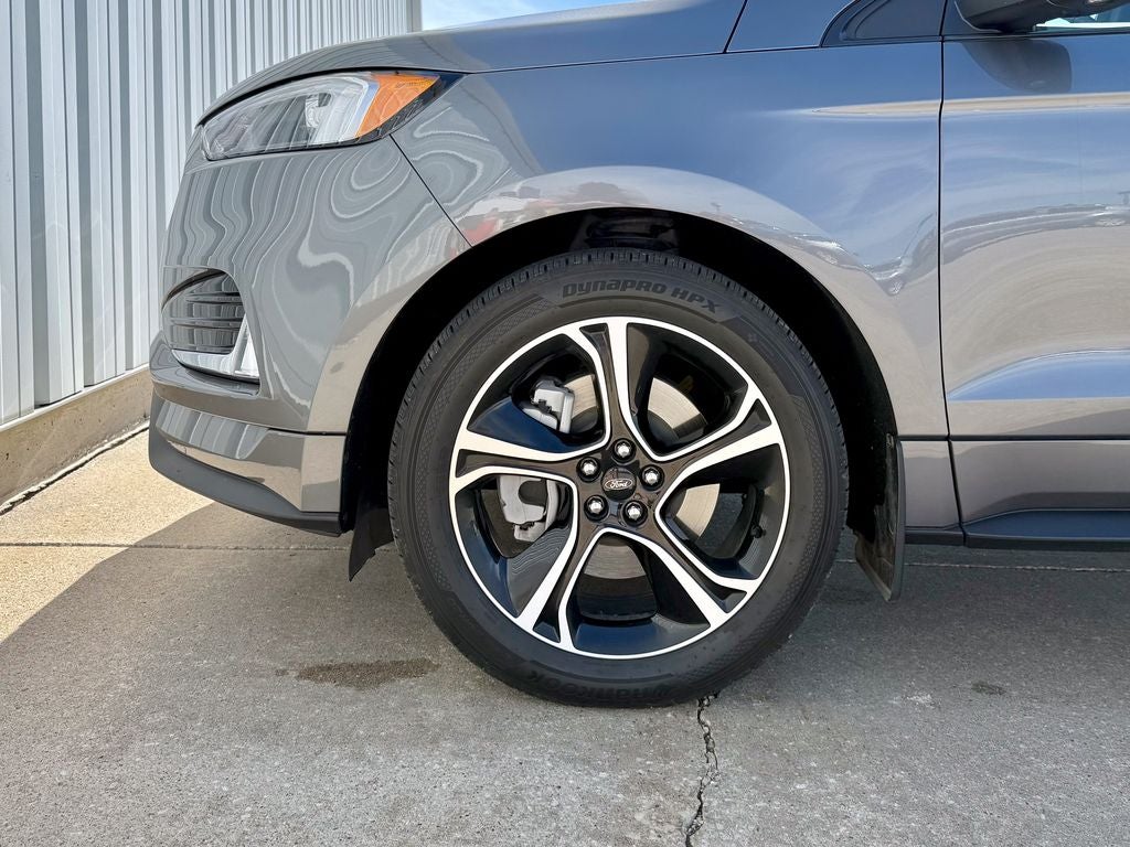2022 Ford Edge ST