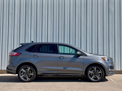 2022 Ford Edge ST
