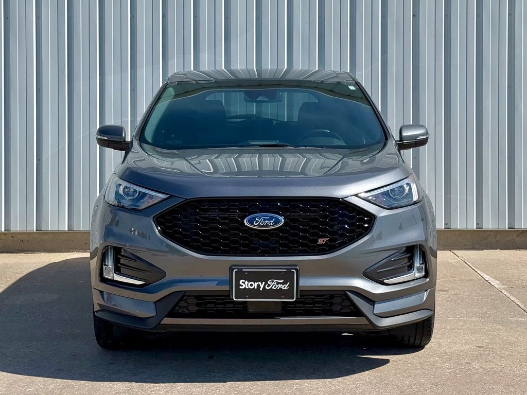 2022 Ford Edge ST
