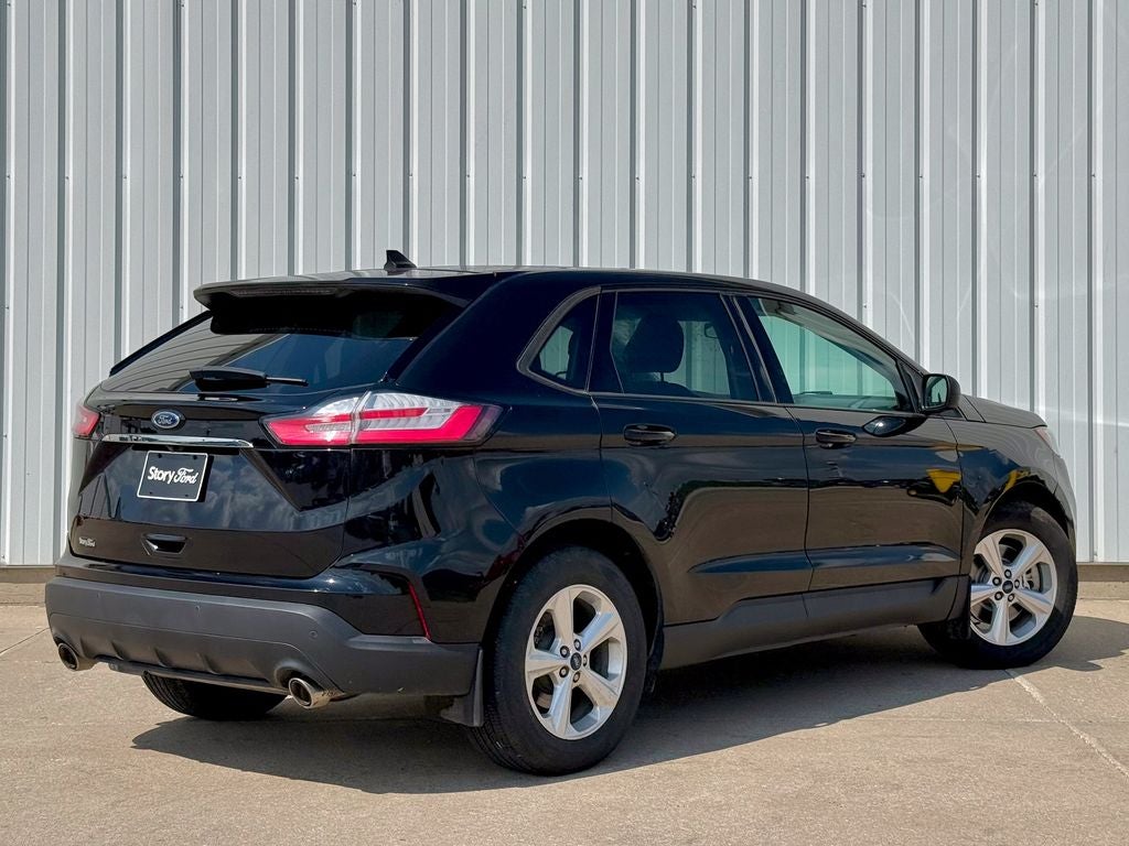 2020 Ford Edge SE