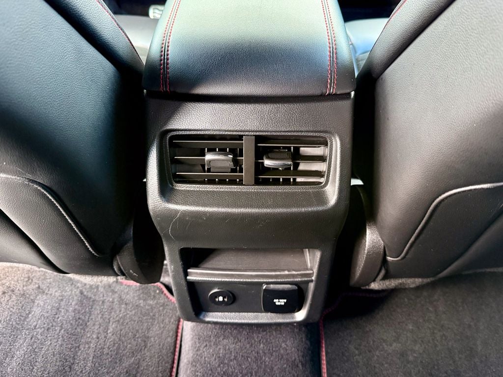 2024 Ford Edge ST Line