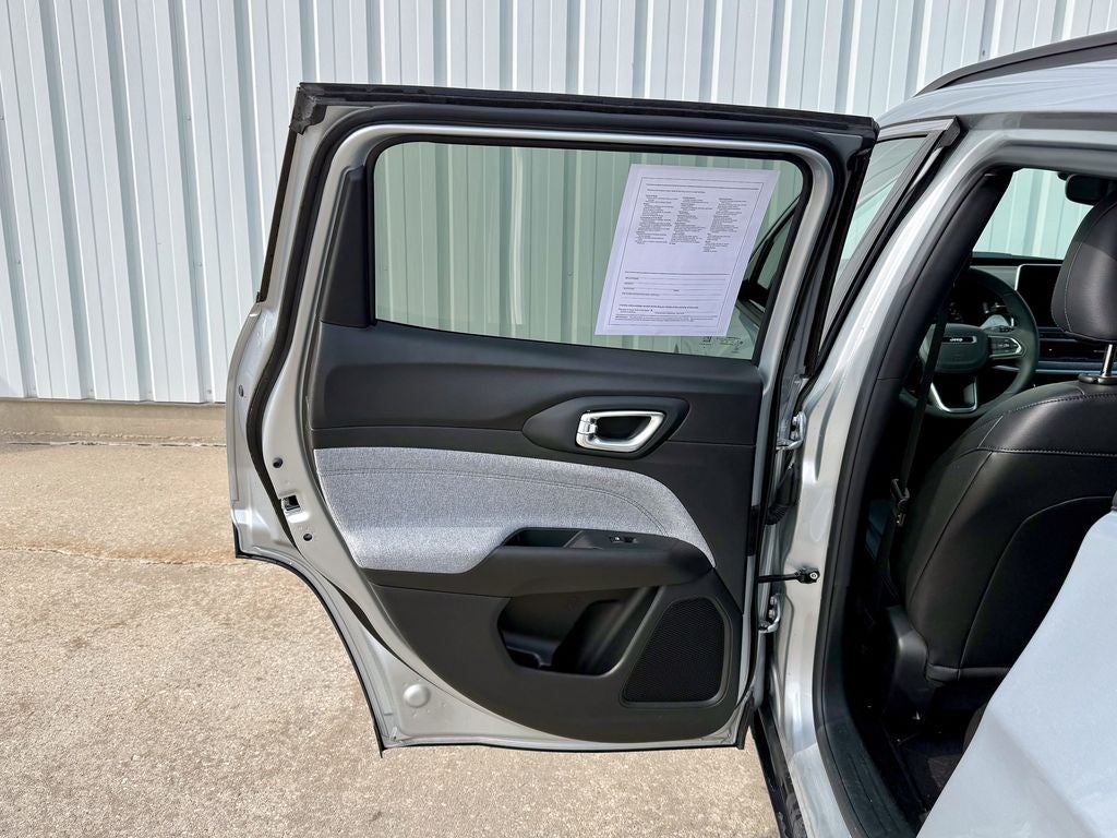 2025 Jeep Compass Latitude