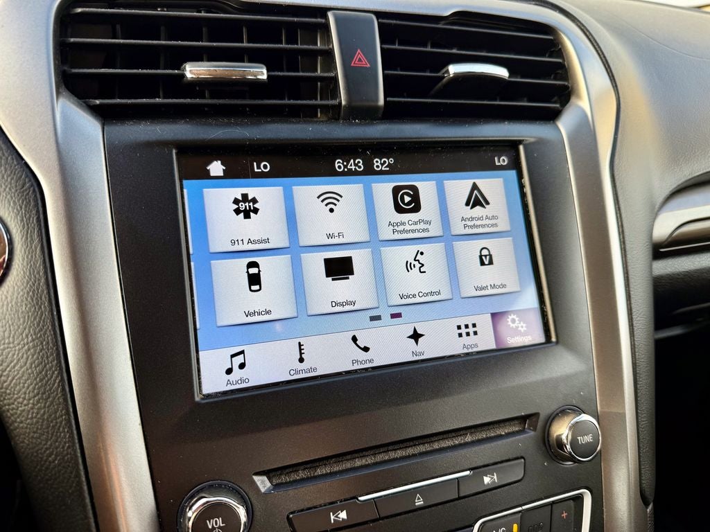 2017 Ford Fusion SE