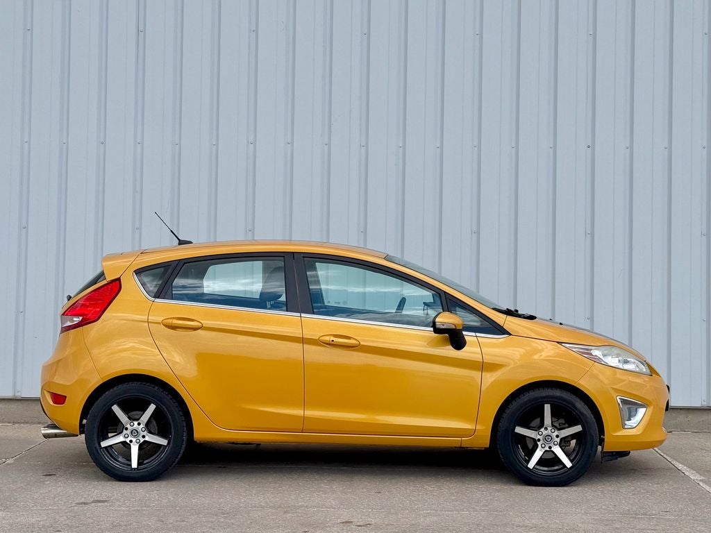 2011 Ford Fiesta SES