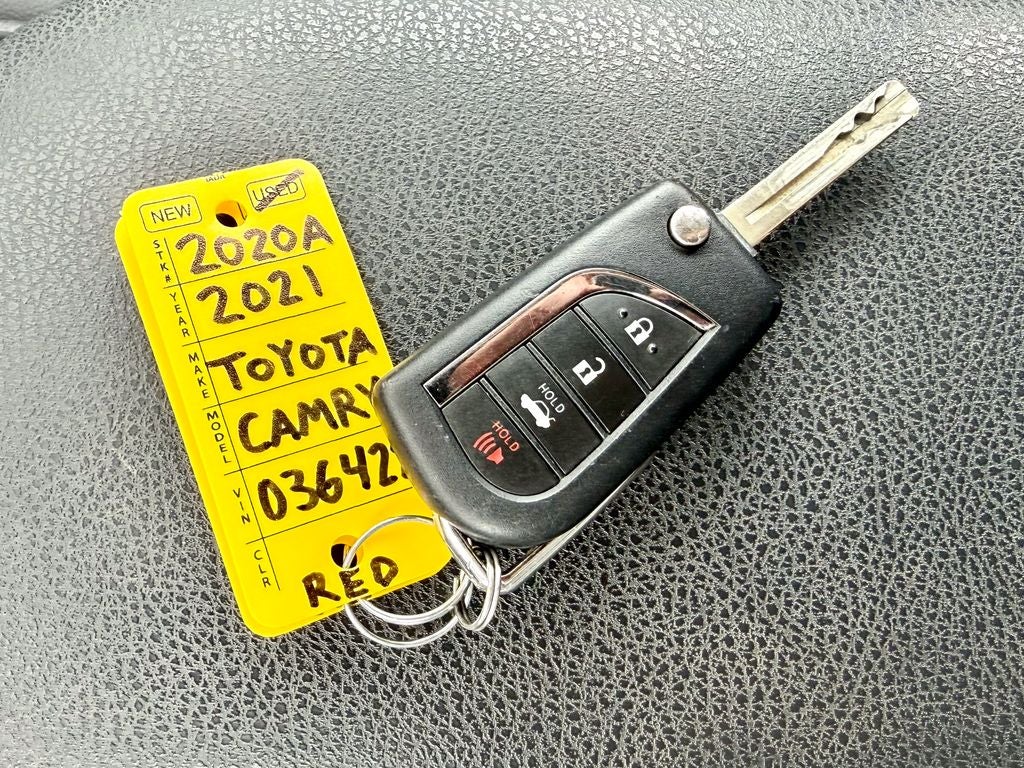 2021 Toyota Camry SE