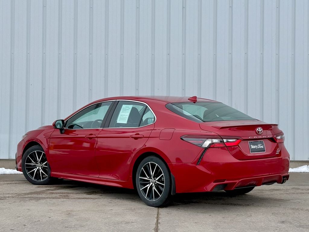 2021 Toyota Camry SE