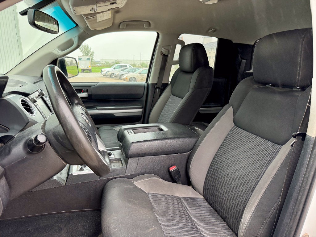 2014 Toyota Tundra SR5
