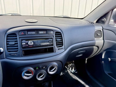 2010 Hyundai Accent GS