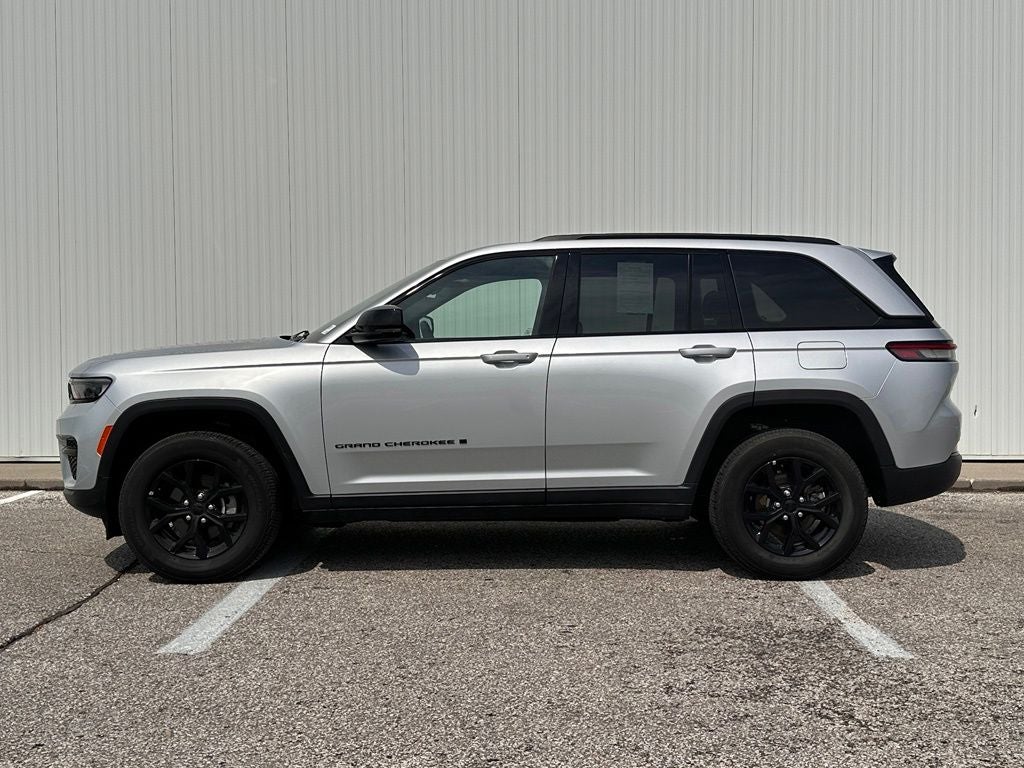 2025 Jeep Grand Cherokee Altitude