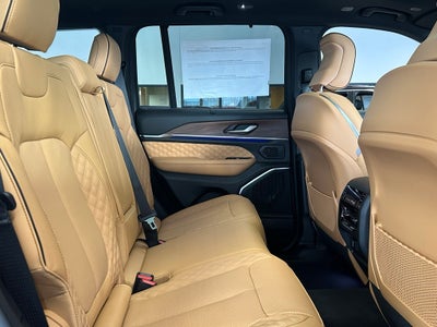 2025 Jeep Grand Cherokee Summit