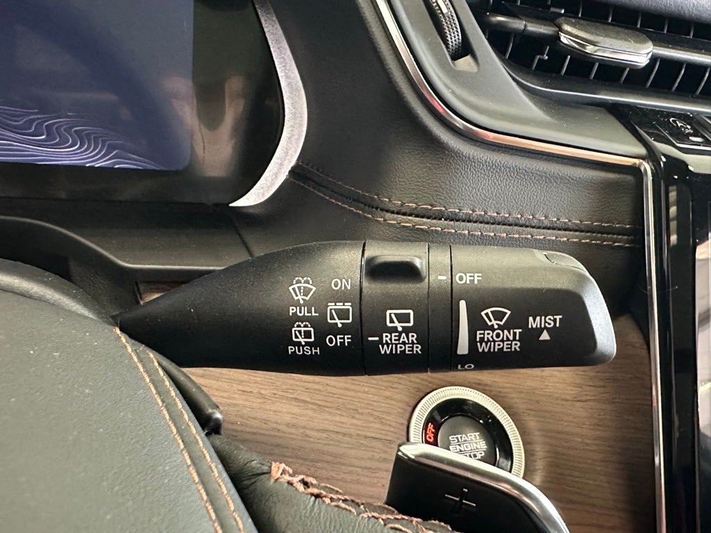 2025 Jeep Grand Cherokee Summit