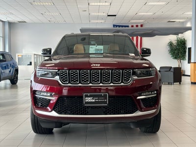2025 Jeep Grand Cherokee Summit