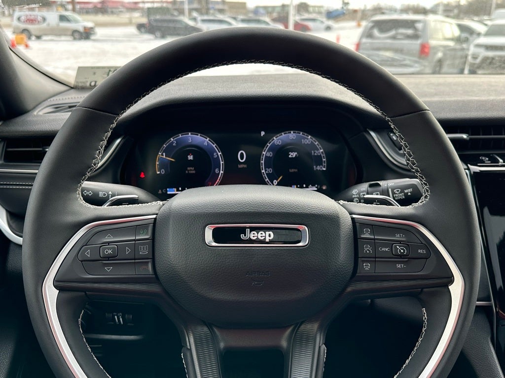 2025 Jeep Grand Cherokee L Laredo