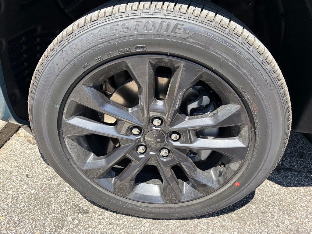 2026 Jeep Grand Cherokee L Limited Reserve