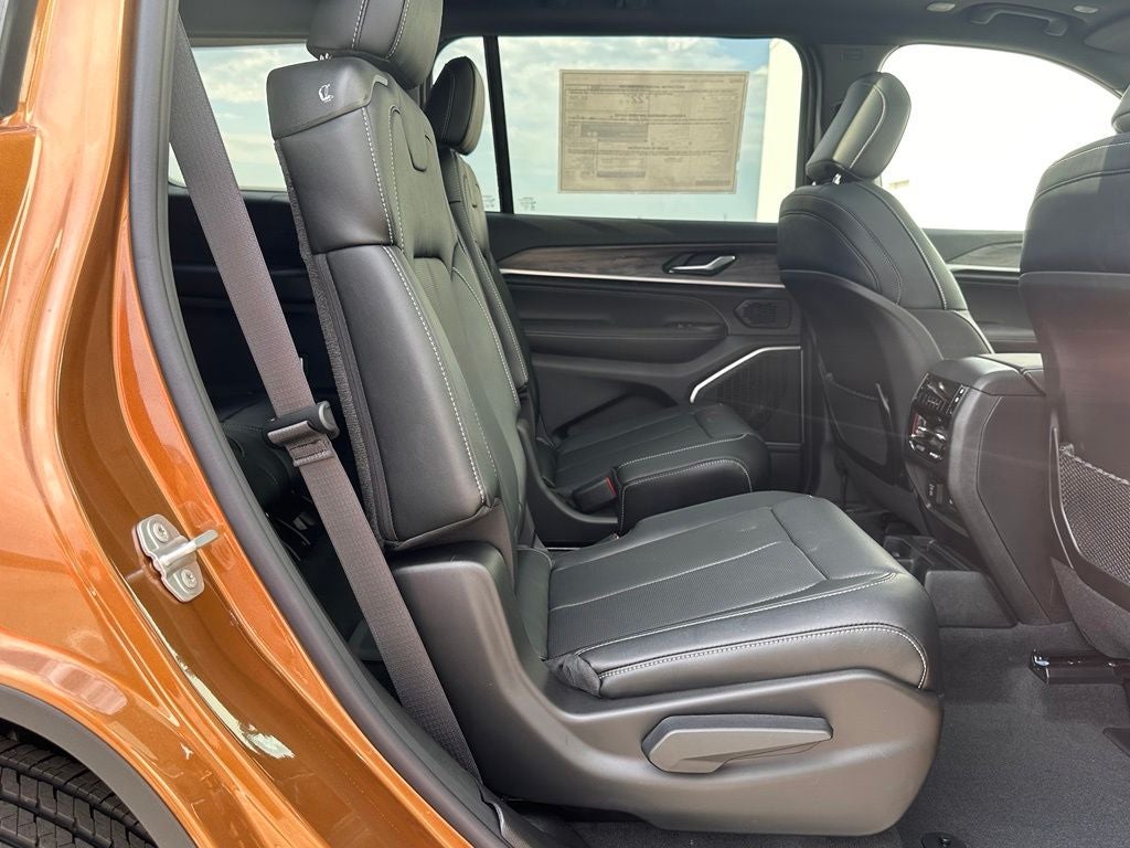 2026 Jeep Grand Cherokee L Limited Reserve