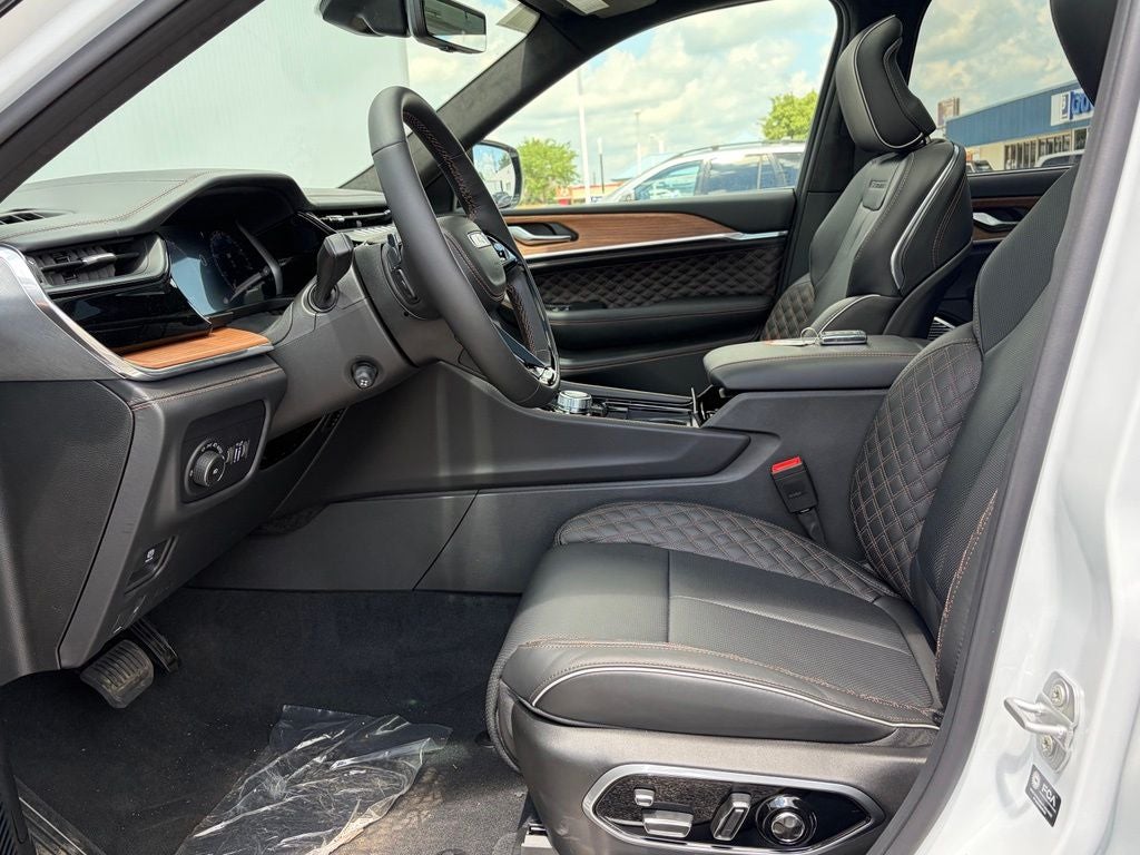 2026 Jeep Grand Cherokee L Summit