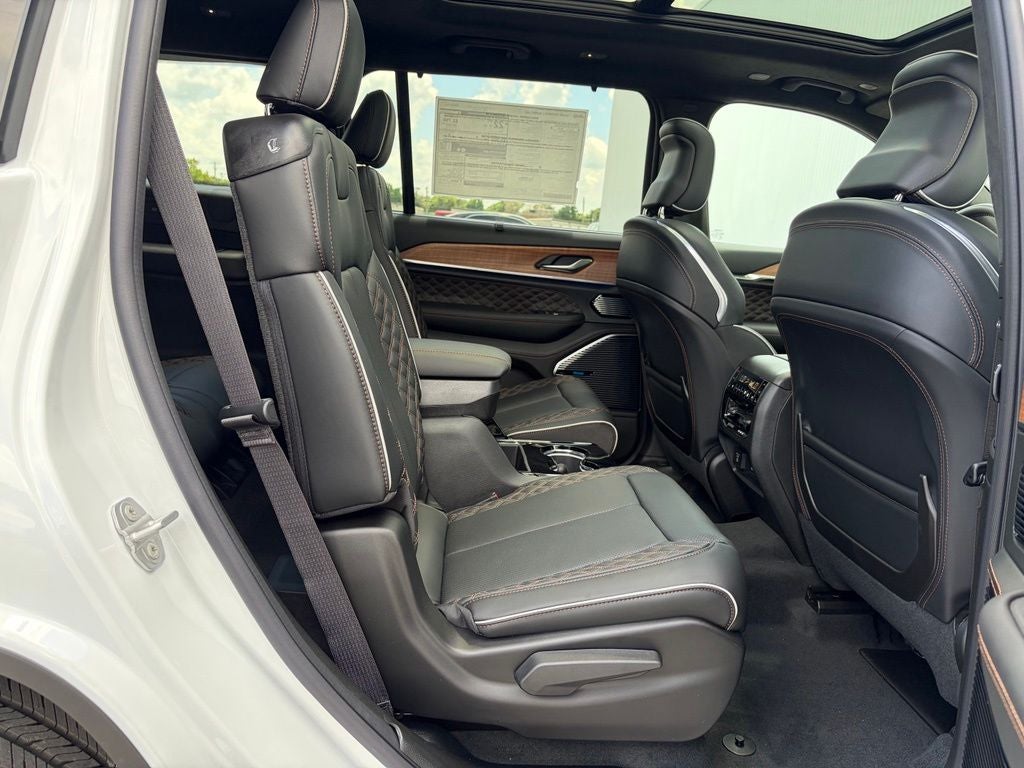 2026 Jeep Grand Cherokee L Summit
