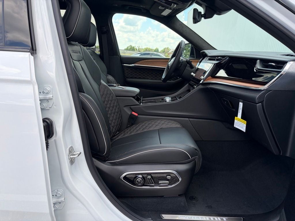 2026 Jeep Grand Cherokee L Summit