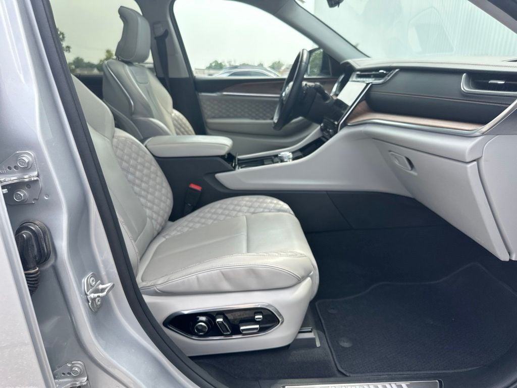 2021 Jeep Grand Cherokee L Summit