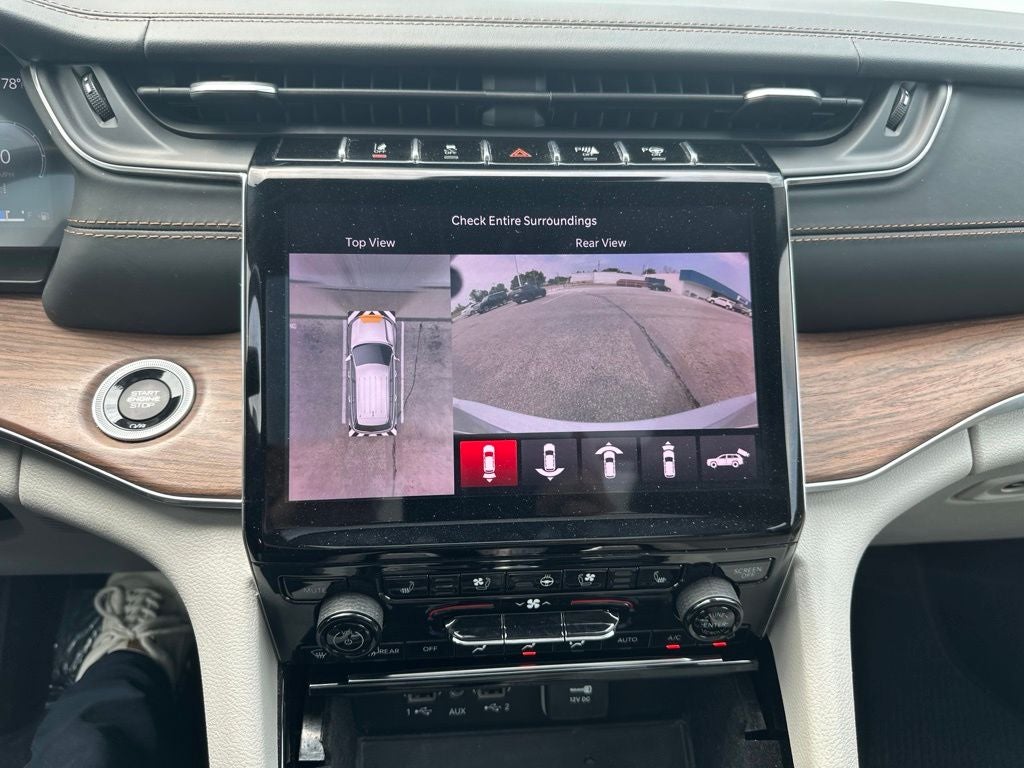 2021 Jeep Grand Cherokee L Summit