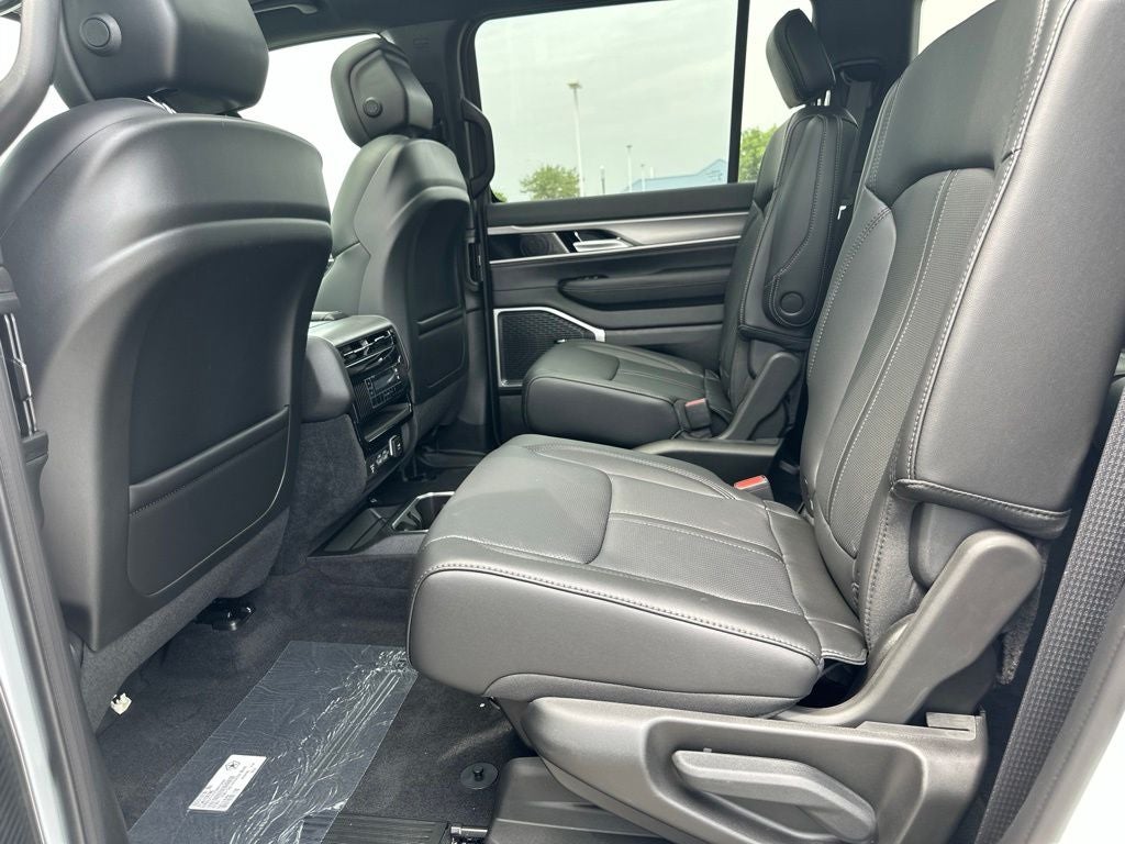 2026 Jeep Grand Wagoneer Upland