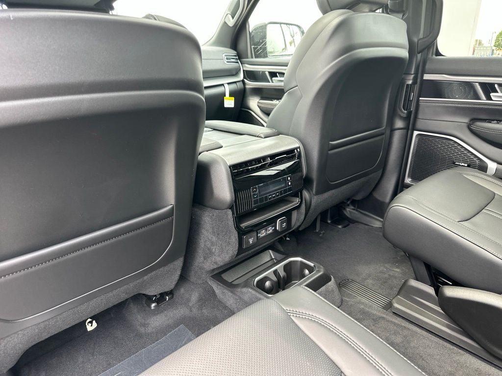 2026 Jeep Grand Wagoneer Upland