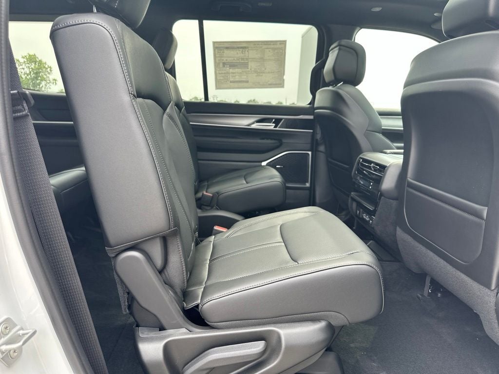 2026 Jeep Grand Wagoneer Upland
