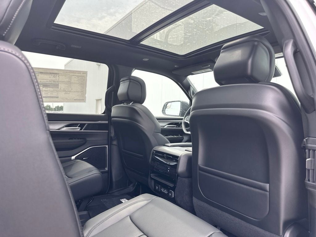 2026 Jeep Grand Wagoneer Upland