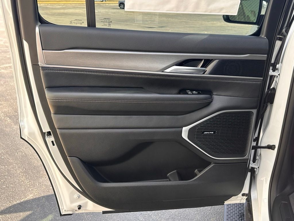 2026 Jeep Grand Wagoneer 4x4