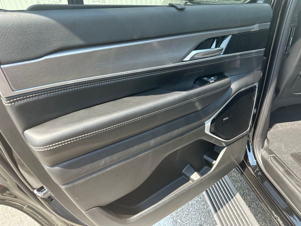 2026 Jeep Grand Wagoneer Limited Reserve