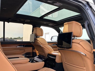2022 Jeep Grand Wagoneer Series III