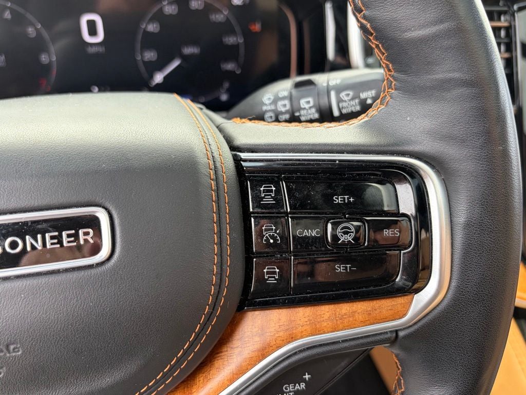 2022 Jeep Grand Wagoneer Series III