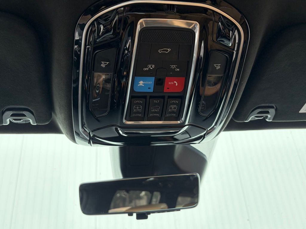 2022 Jeep Grand Wagoneer Series III