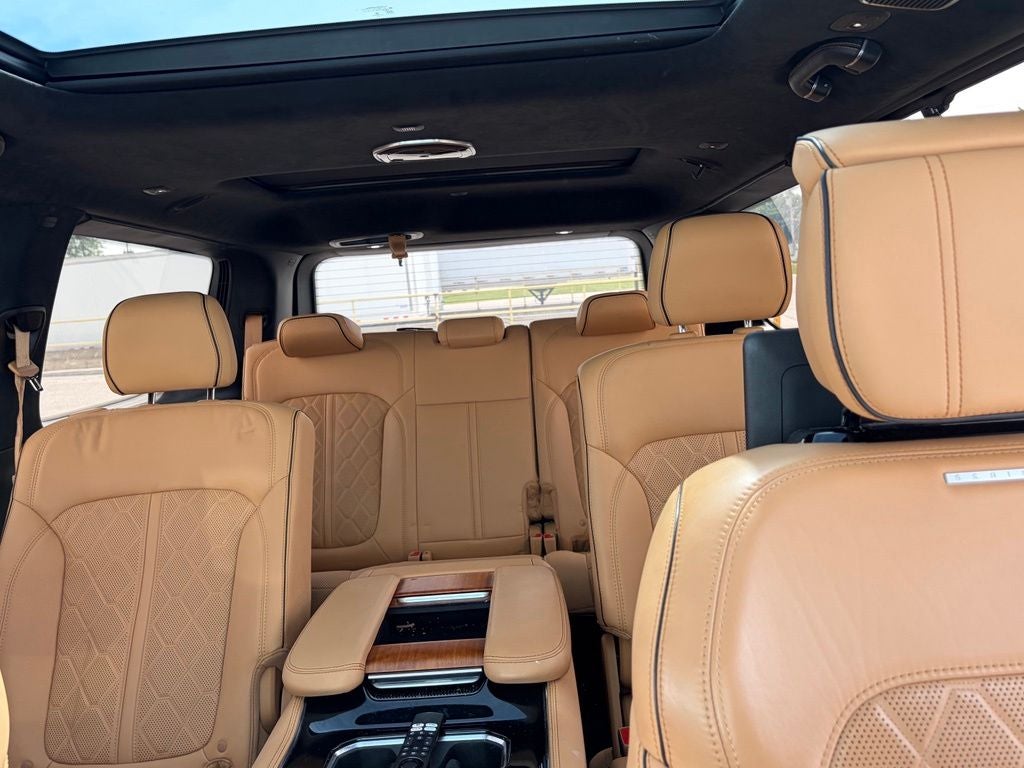 2022 Jeep Grand Wagoneer Series III