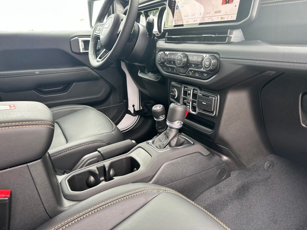 2026 Jeep Gladiator Sahara