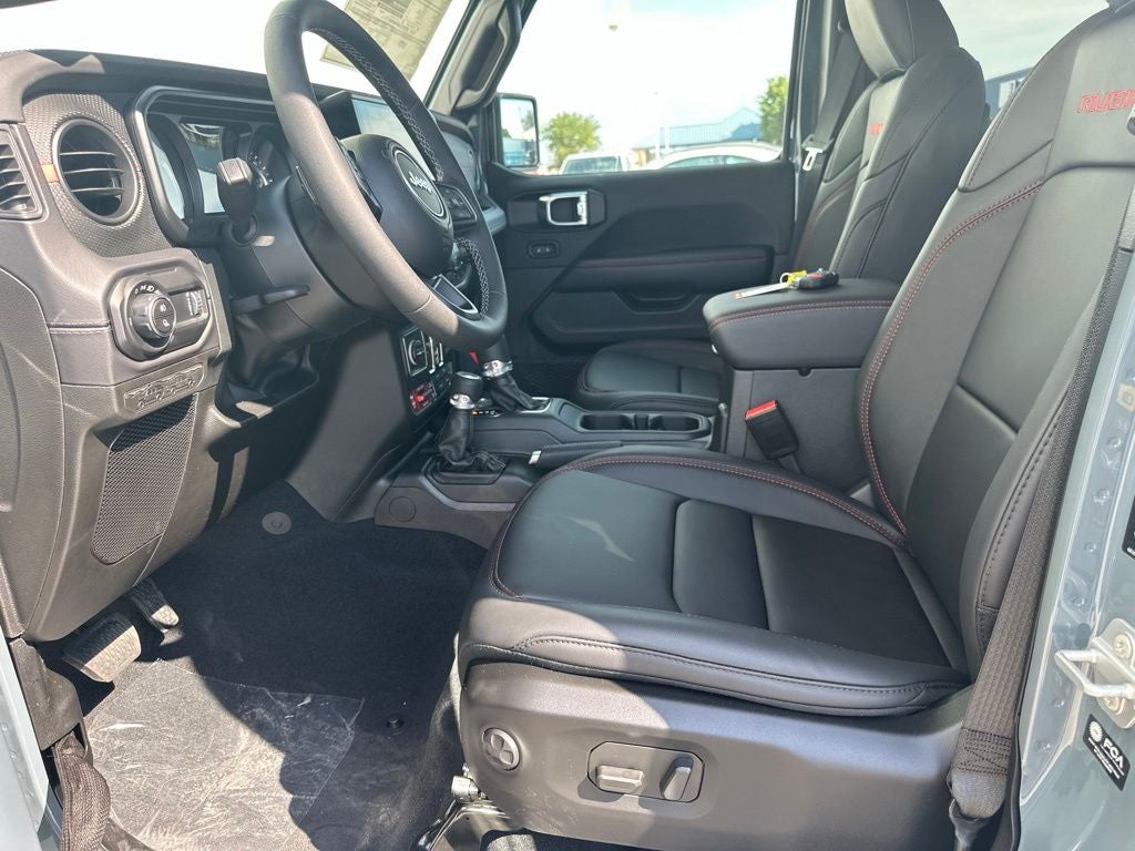 2026 Jeep Gladiator Shadow Ops