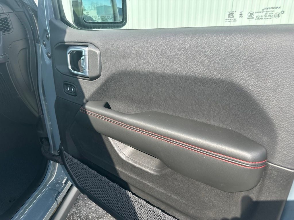 2026 Jeep Gladiator Shadow Ops