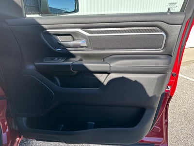 2027 RAM 1500 Big Horn/Lone Star