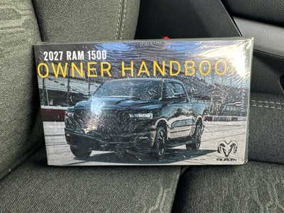 2027 RAM 1500 Big Horn/Lone Star