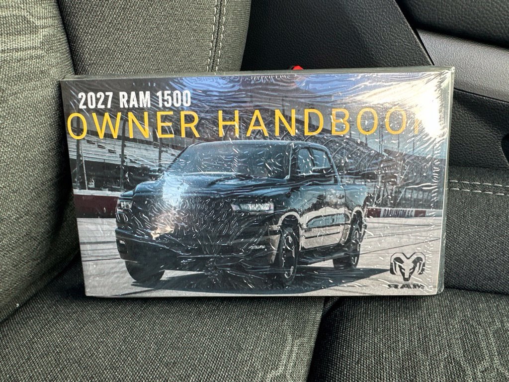 2027 RAM 1500 Big Horn/Lone Star