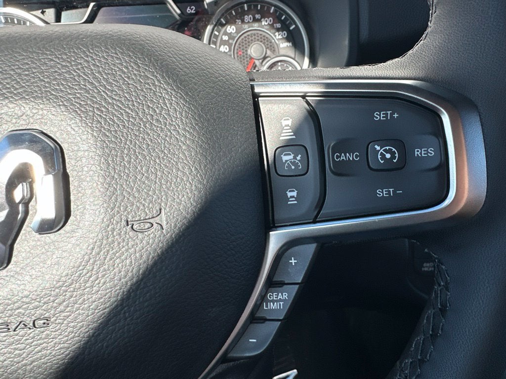 2027 RAM 1500 Big Horn/Lone Star