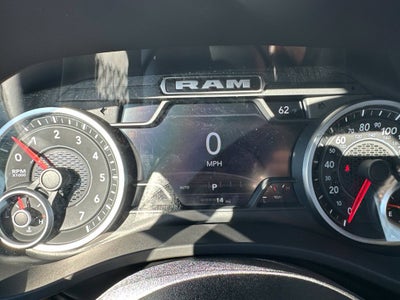 2027 RAM 1500 Big Horn/Lone Star