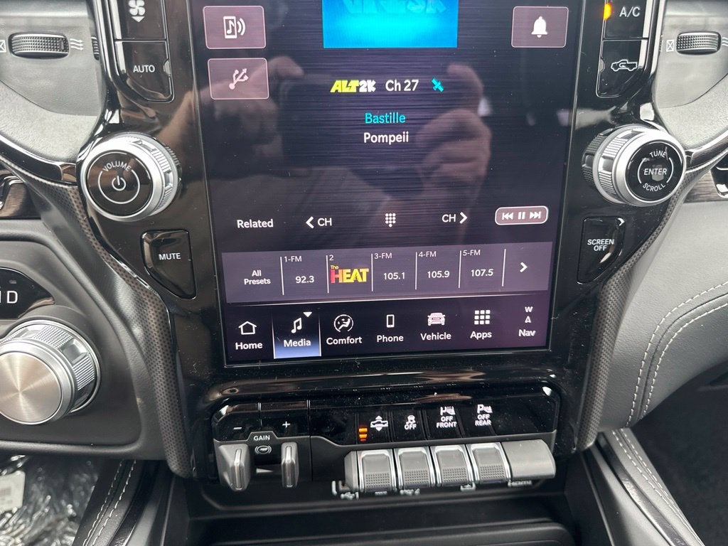 2027 RAM 1500 Limited