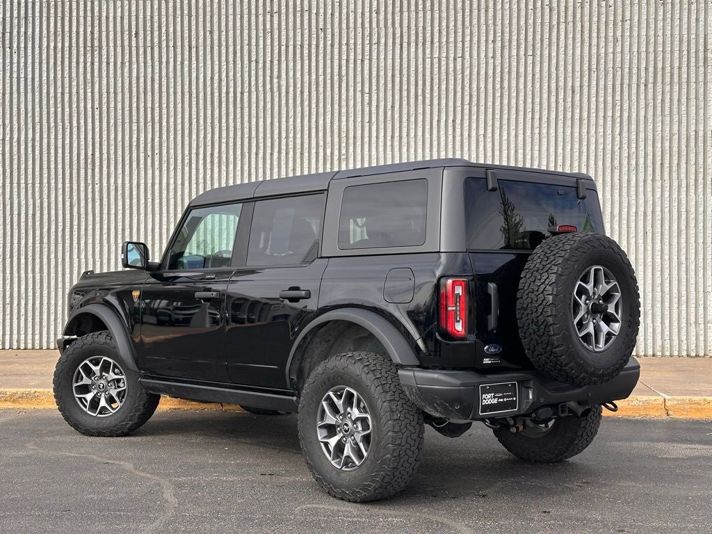 2023 Ford Bronco Base