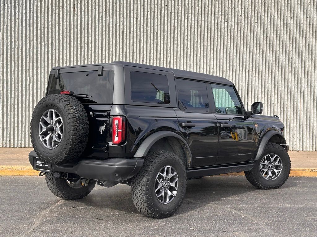 2023 Ford Bronco Base
