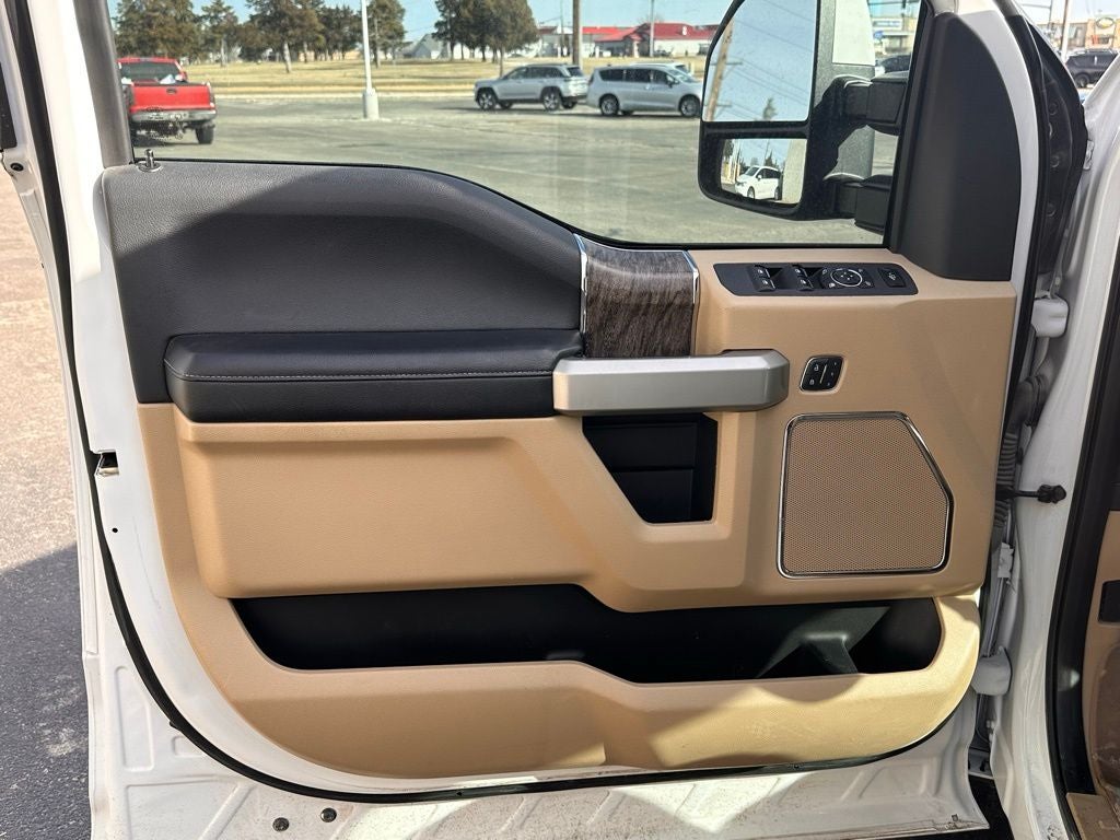 2017 Ford F-250SD Lariat