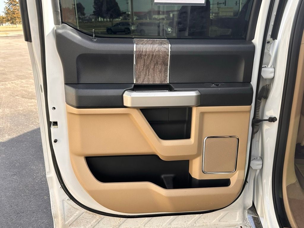 2017 Ford F-250SD Lariat