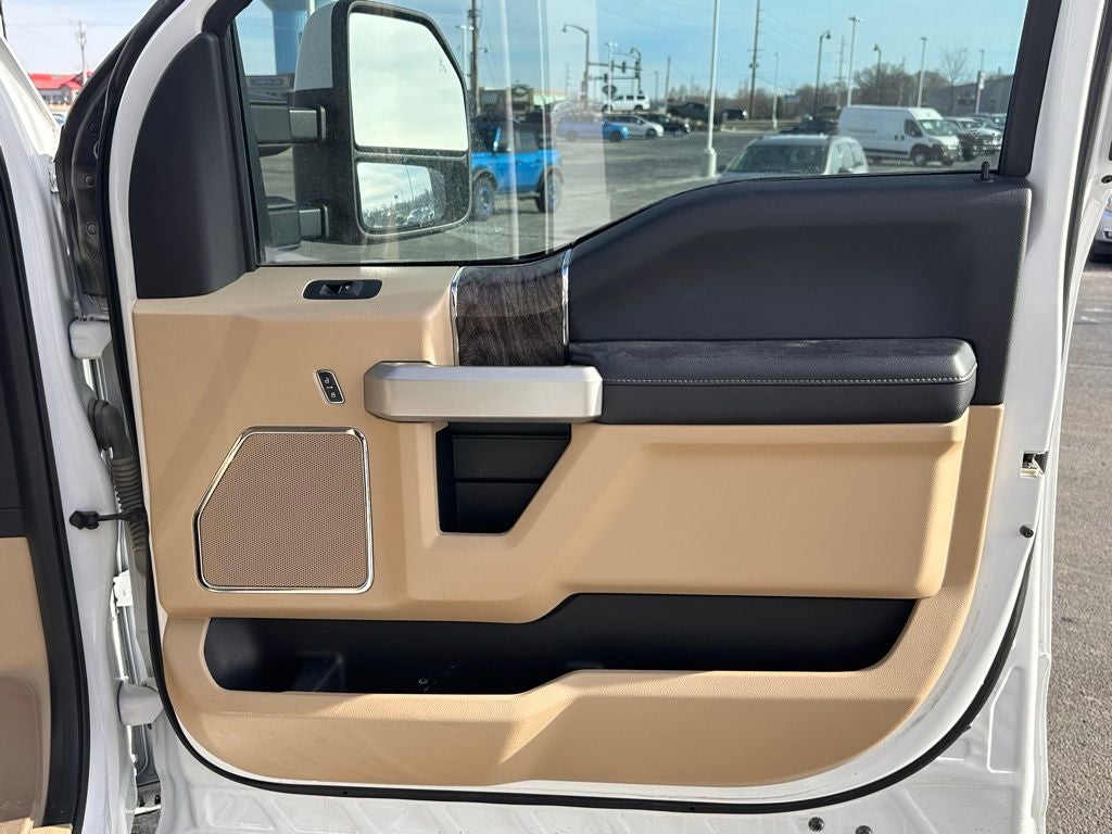 2017 Ford F-250SD Lariat