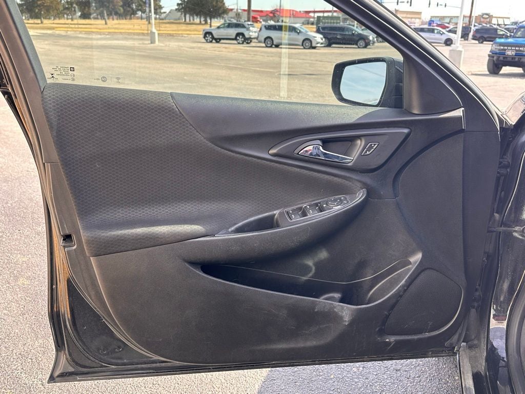 2017 Chevrolet Malibu LT 1LT